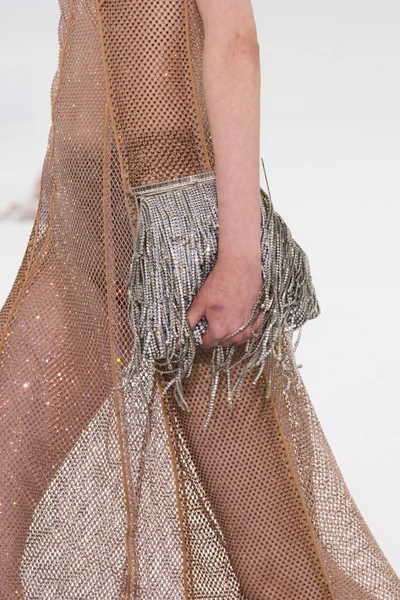 Look 68